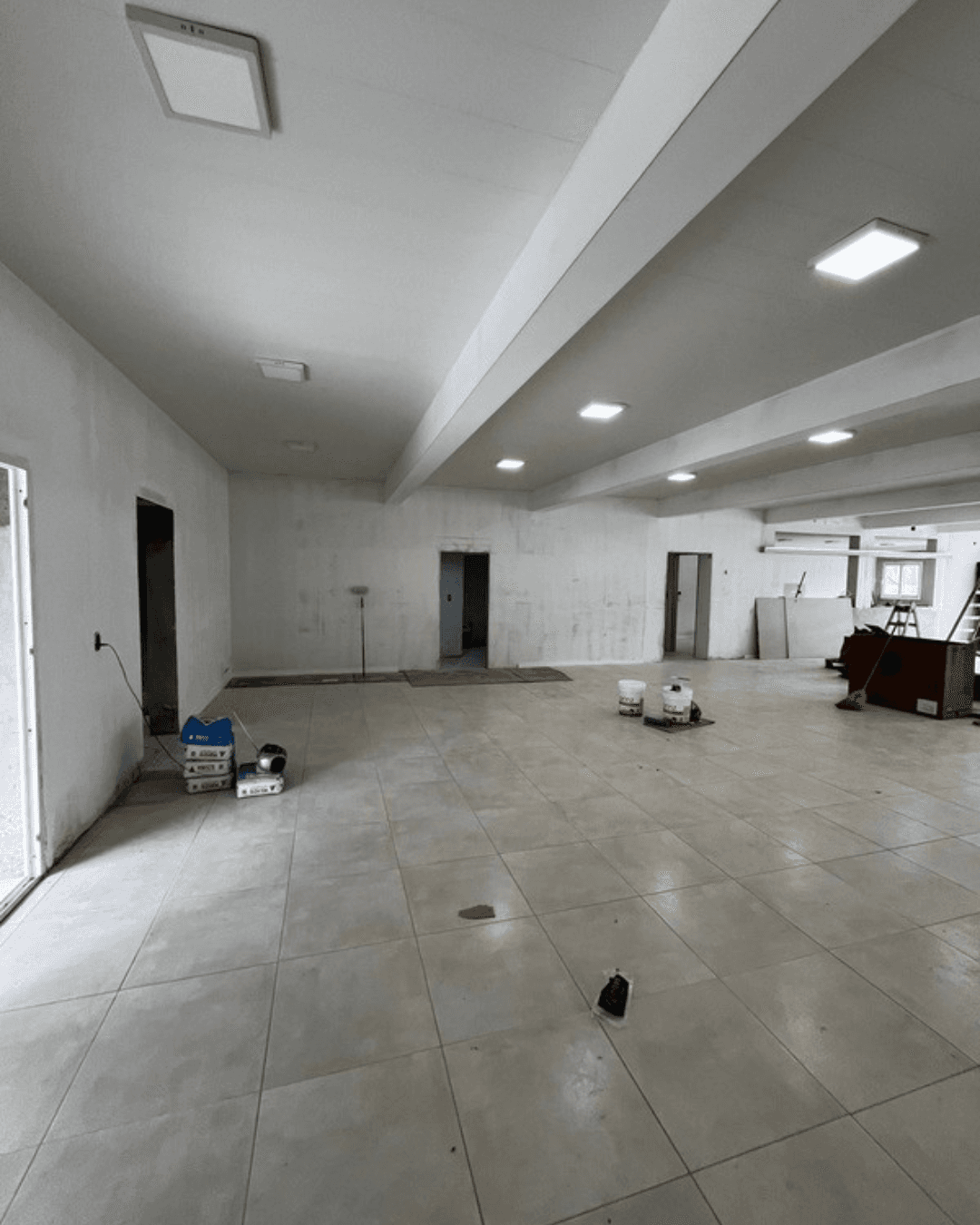 Alquiler salón comercial