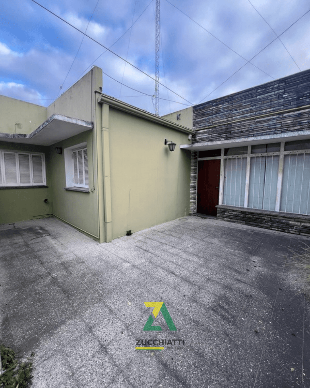 Venta casa interna microcentro - 2