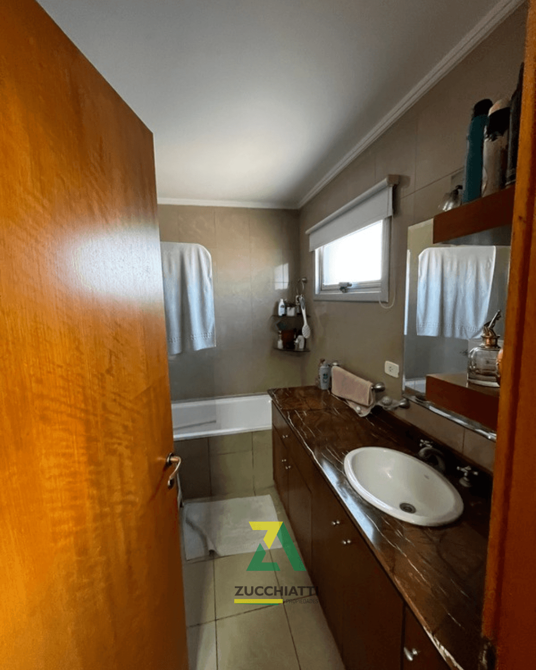Excelente departamento de 3 dormitorios en Altos del Libertador - 8