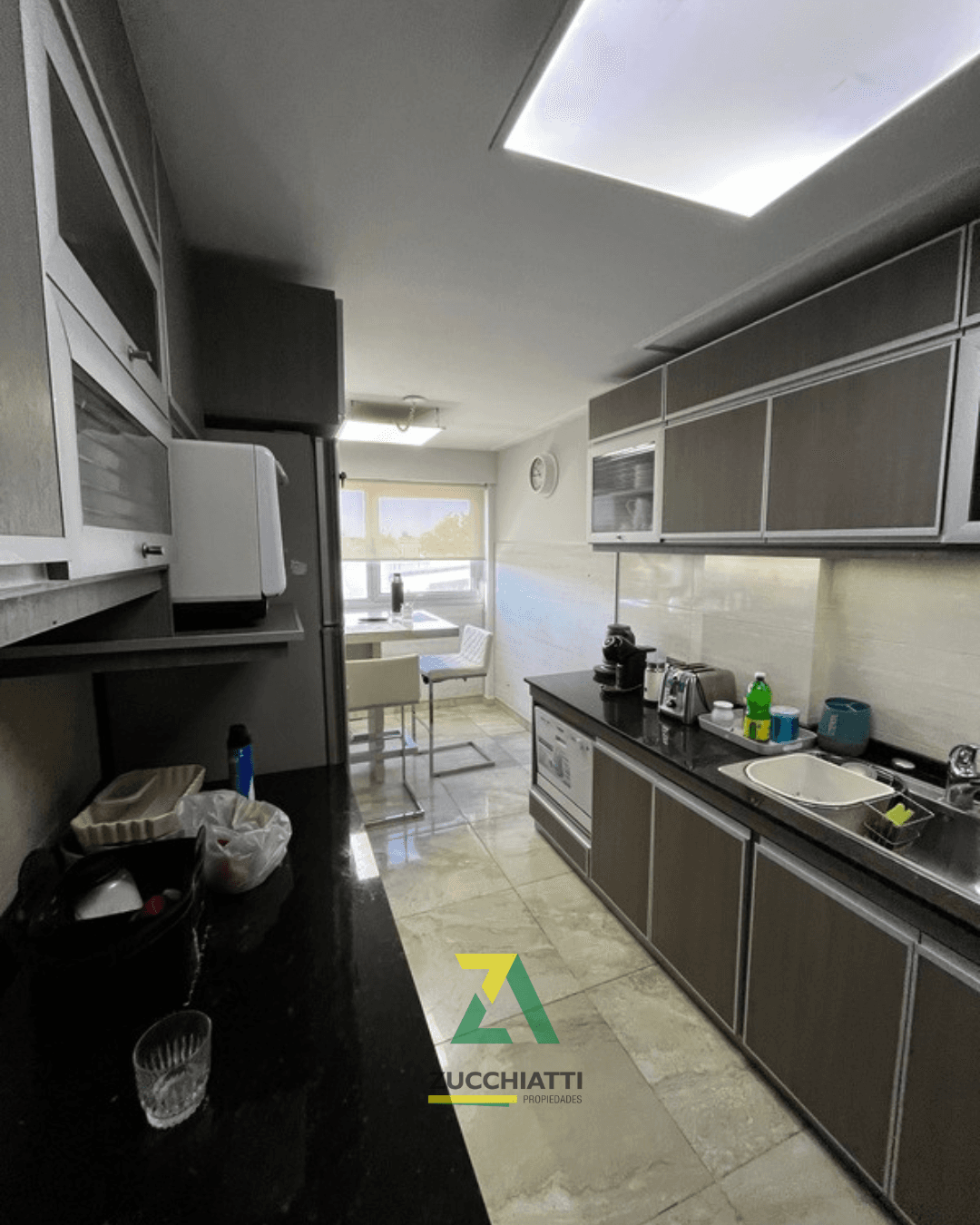 Excelente departamento de 3 dormitorios en Altos del Libertador - 12