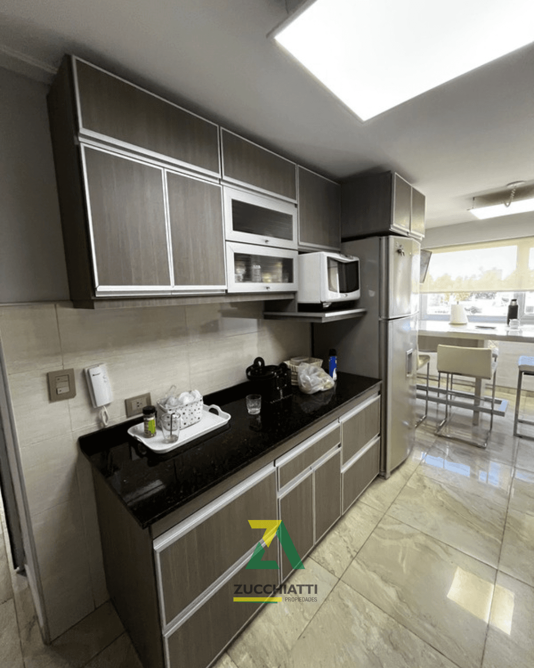 Excelente departamento de 3 dormitorios en Altos del Libertador - 13