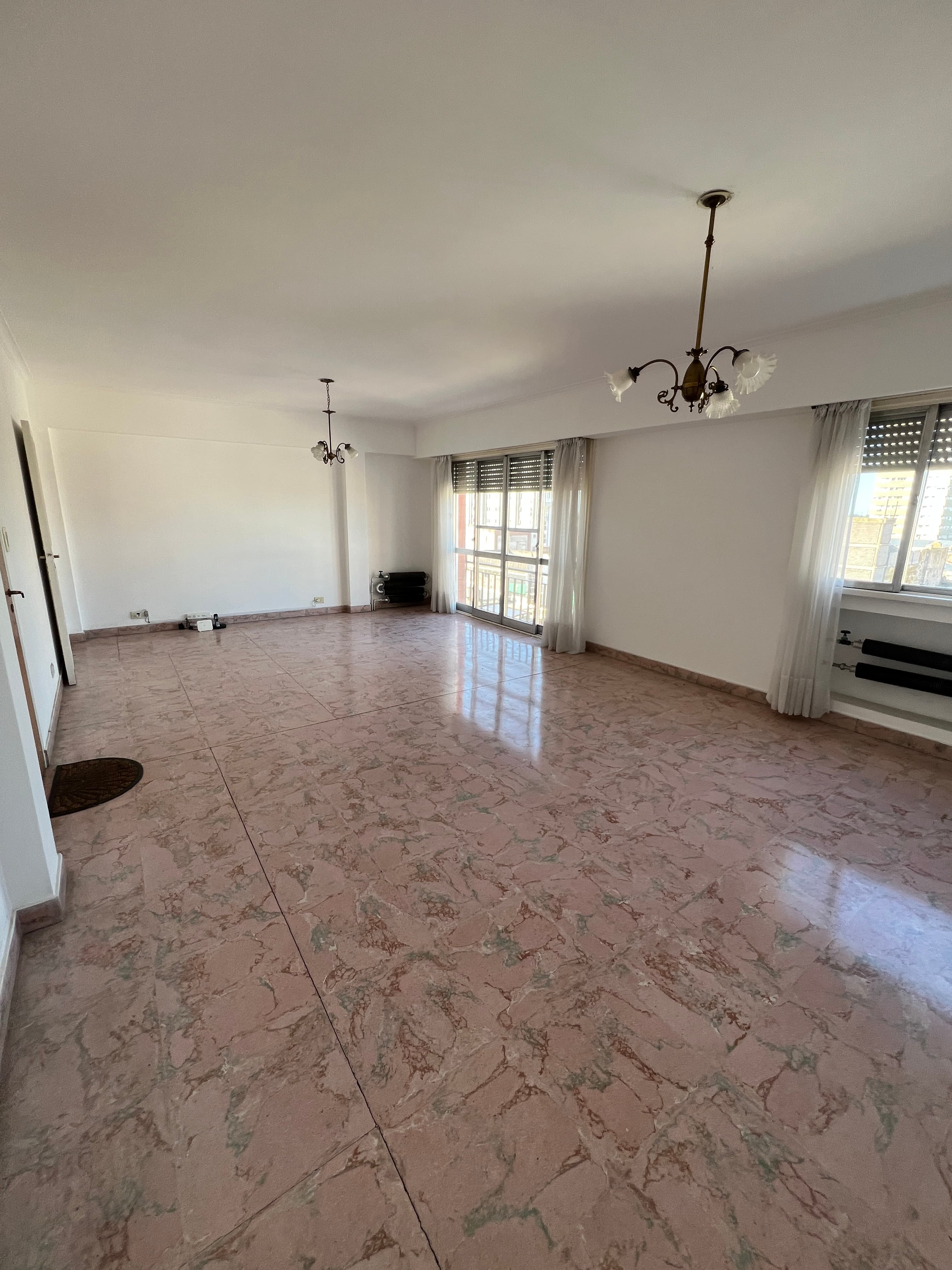 Venta piso de dos dormitorios en microcentro - 5