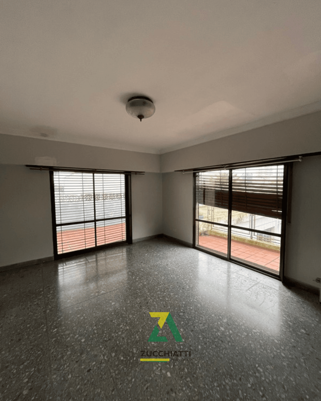 Venta departamento + local comercial - 2