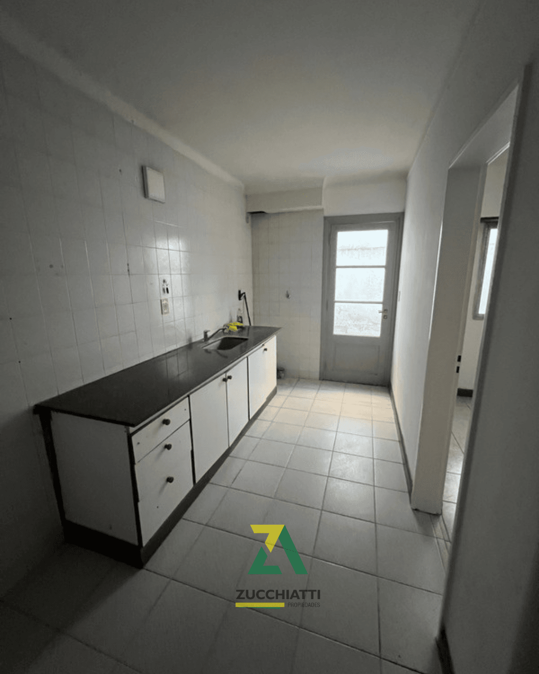 Venta casa 4 dormitorios microcentro - 6