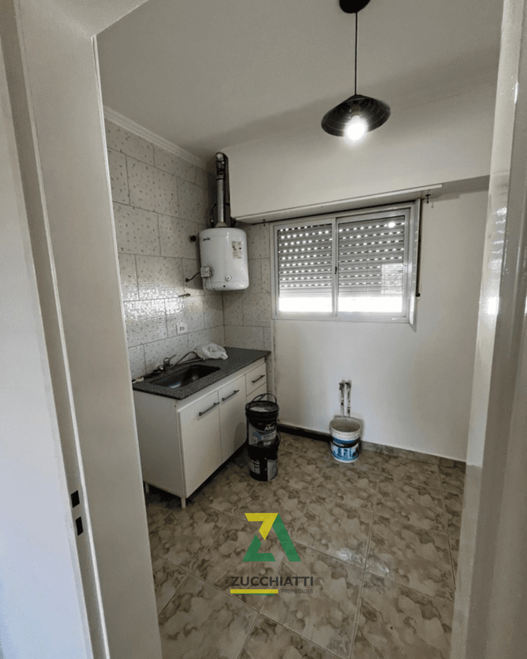 Alquiler depto dos dormitorios Mariano Moreno - 4