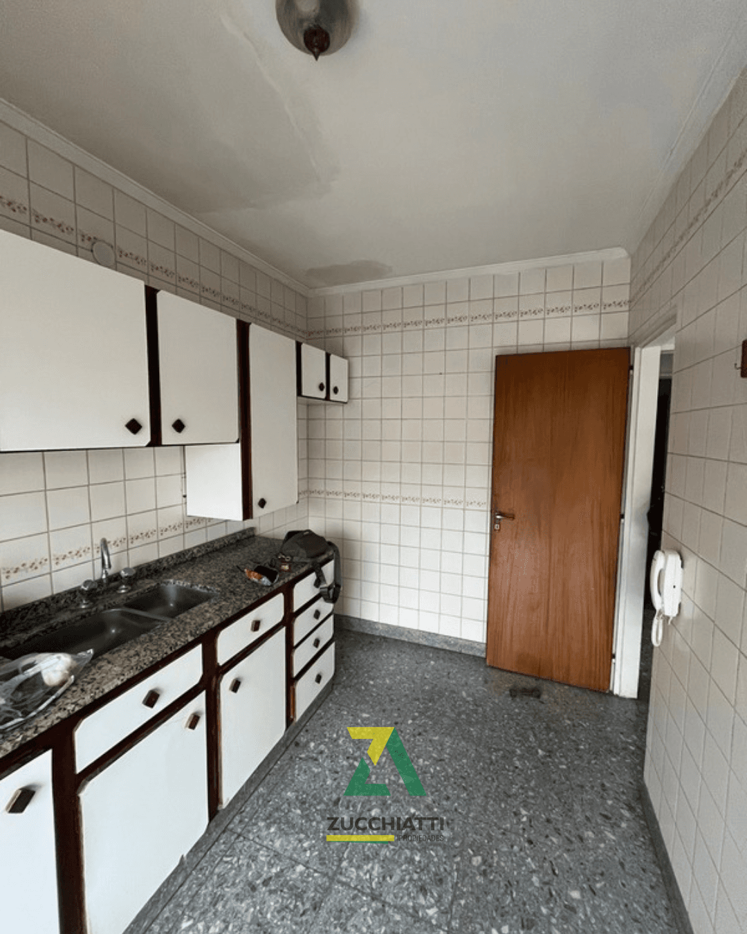 Venta departamento + local comercial - 3