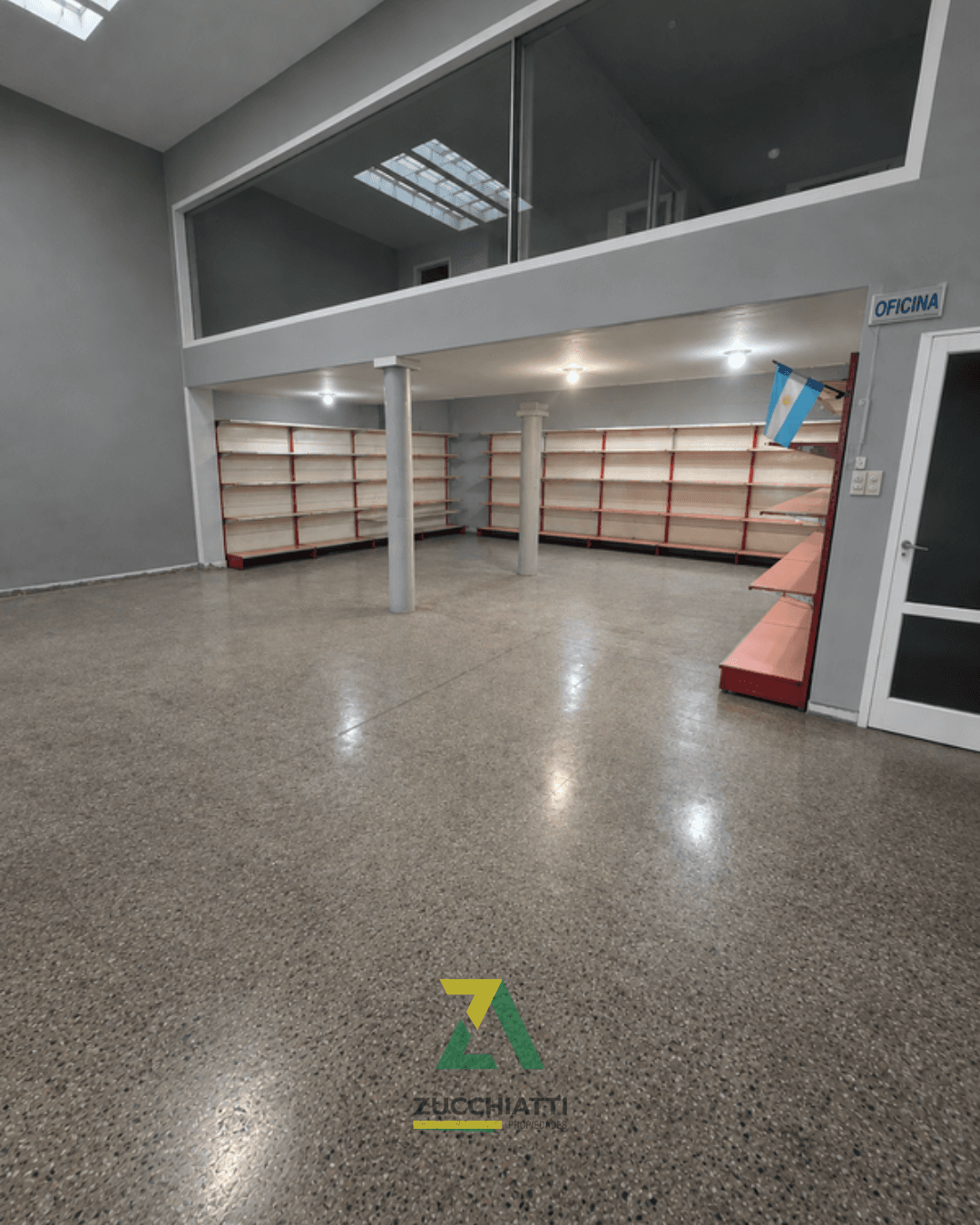 Alquiler salón comercial sobre avenida - 5