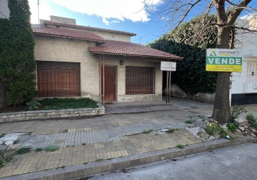 Venta importante casa en Pueblo Nuevo